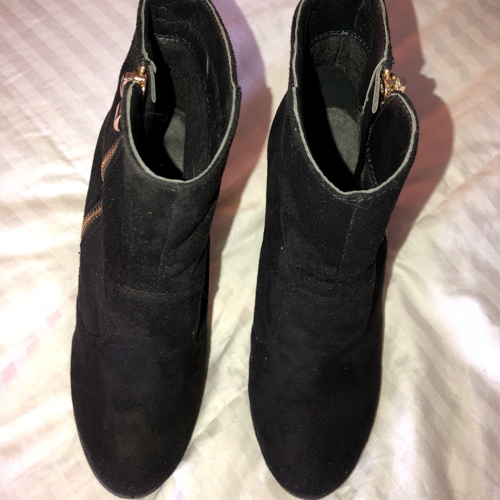 black booties - Picture 2 of 2